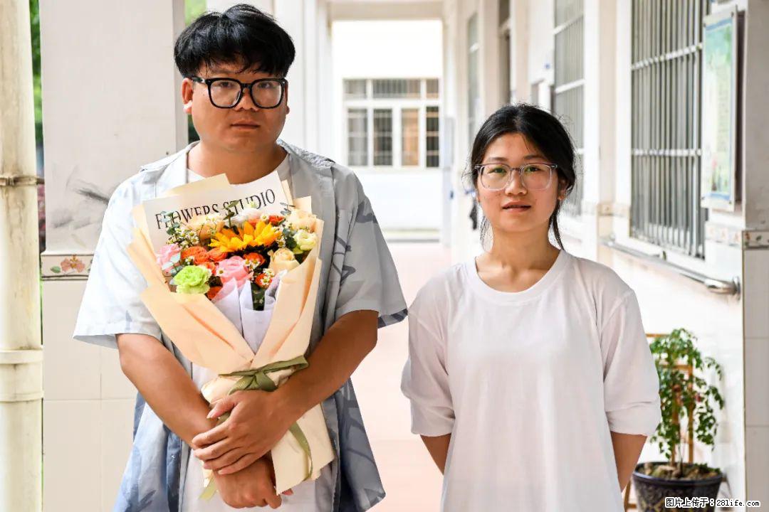 全网追的“扁担女孩”，找了一份暑假工，时薪12元 - 明港生活资讯 - 明港28生活网 mg.28life.net